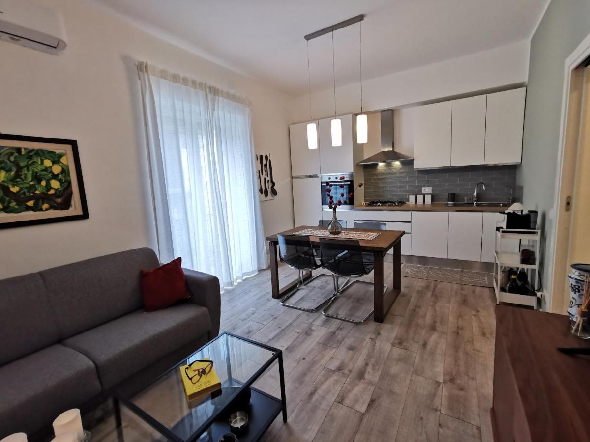 Dagnino House - Luxury Apartment In The Center Of Palermo Buitenkant foto